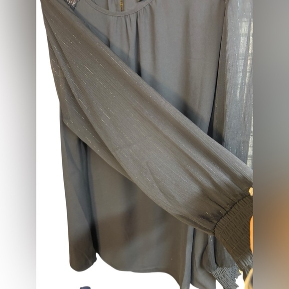 Torrid Women’s Black Long Sleeve Sheer Metallic Top 2X - Picture 3 of 7